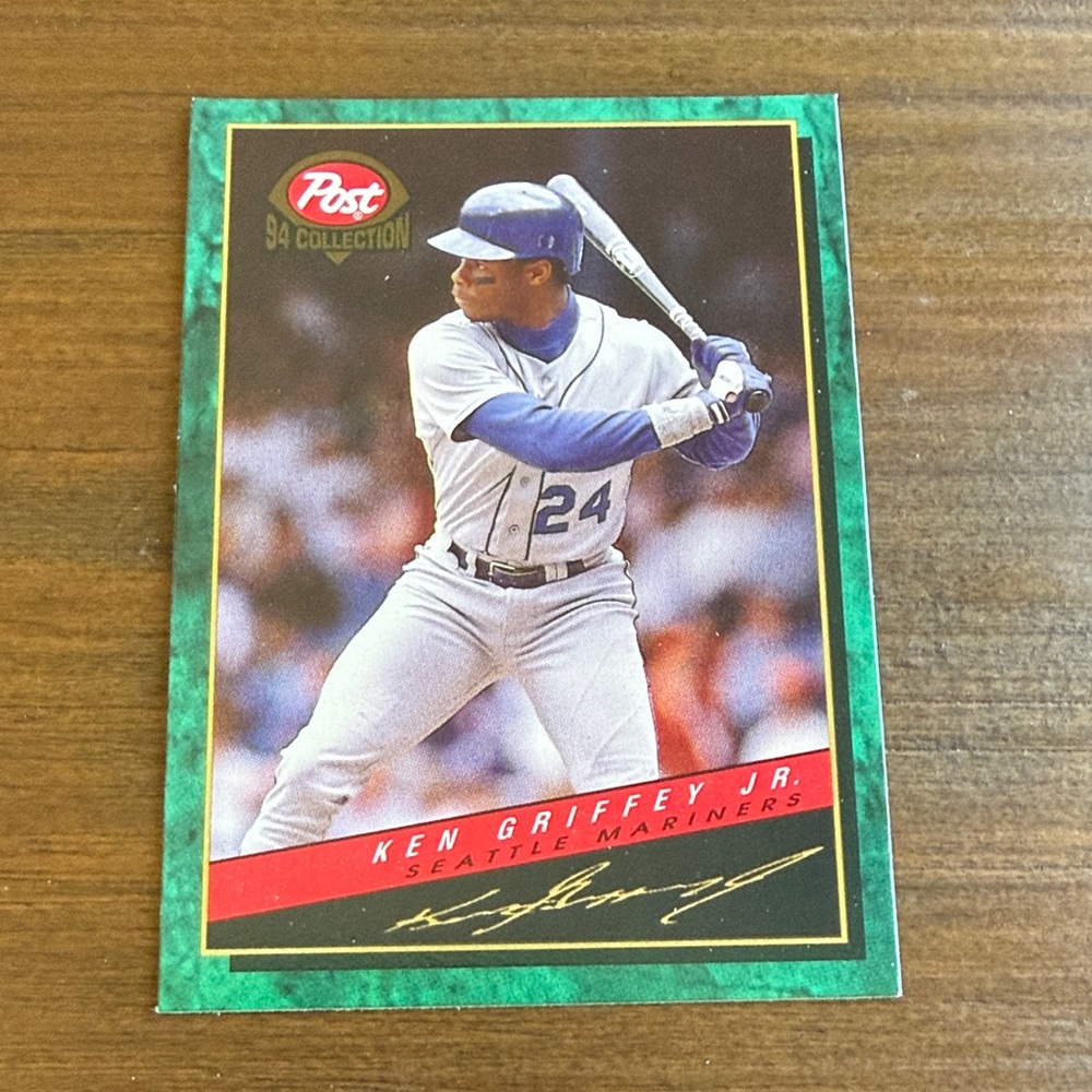 1994 KEN GRIFFEY JR MLBPA Post trading card 
#15 of 30